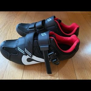 Women’s size 8 Peloton Shoes